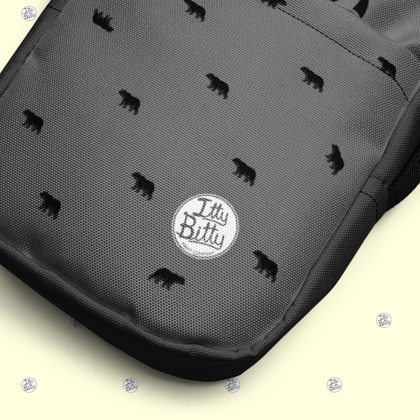 Bear With Me! - Crossbody bag